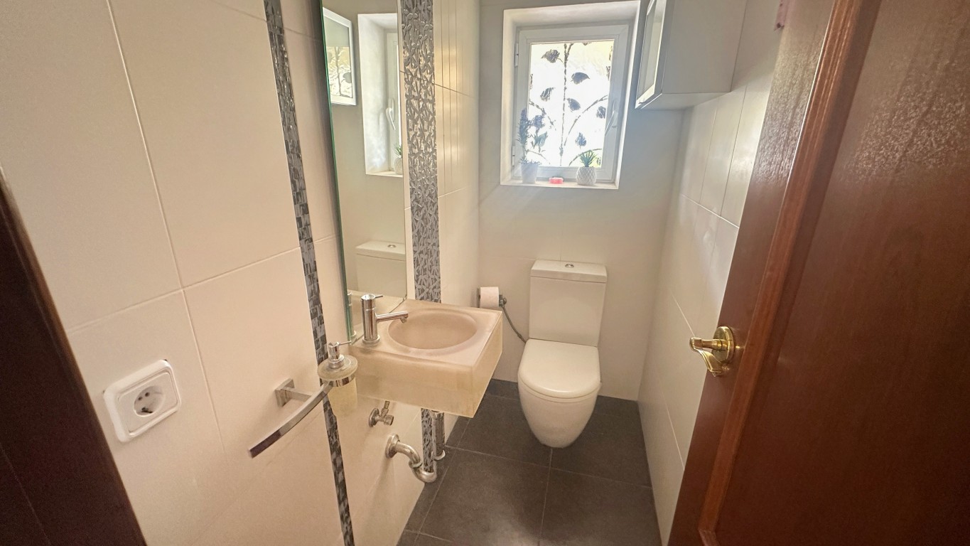 Villa for sale in Benidorm
