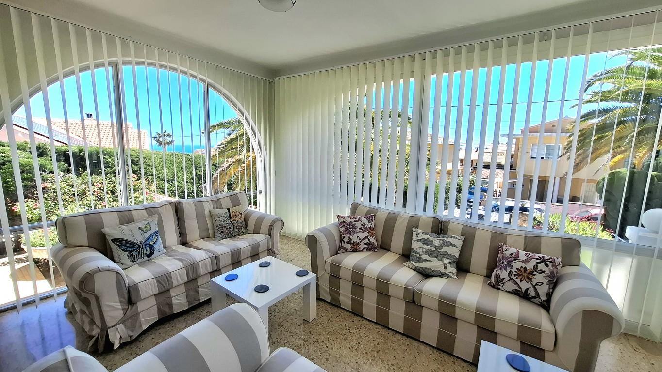 Villa for sale in La Nucia