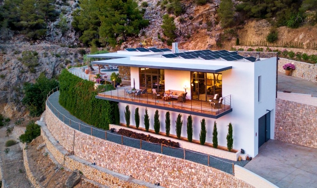 Villa for sale in Guadalest