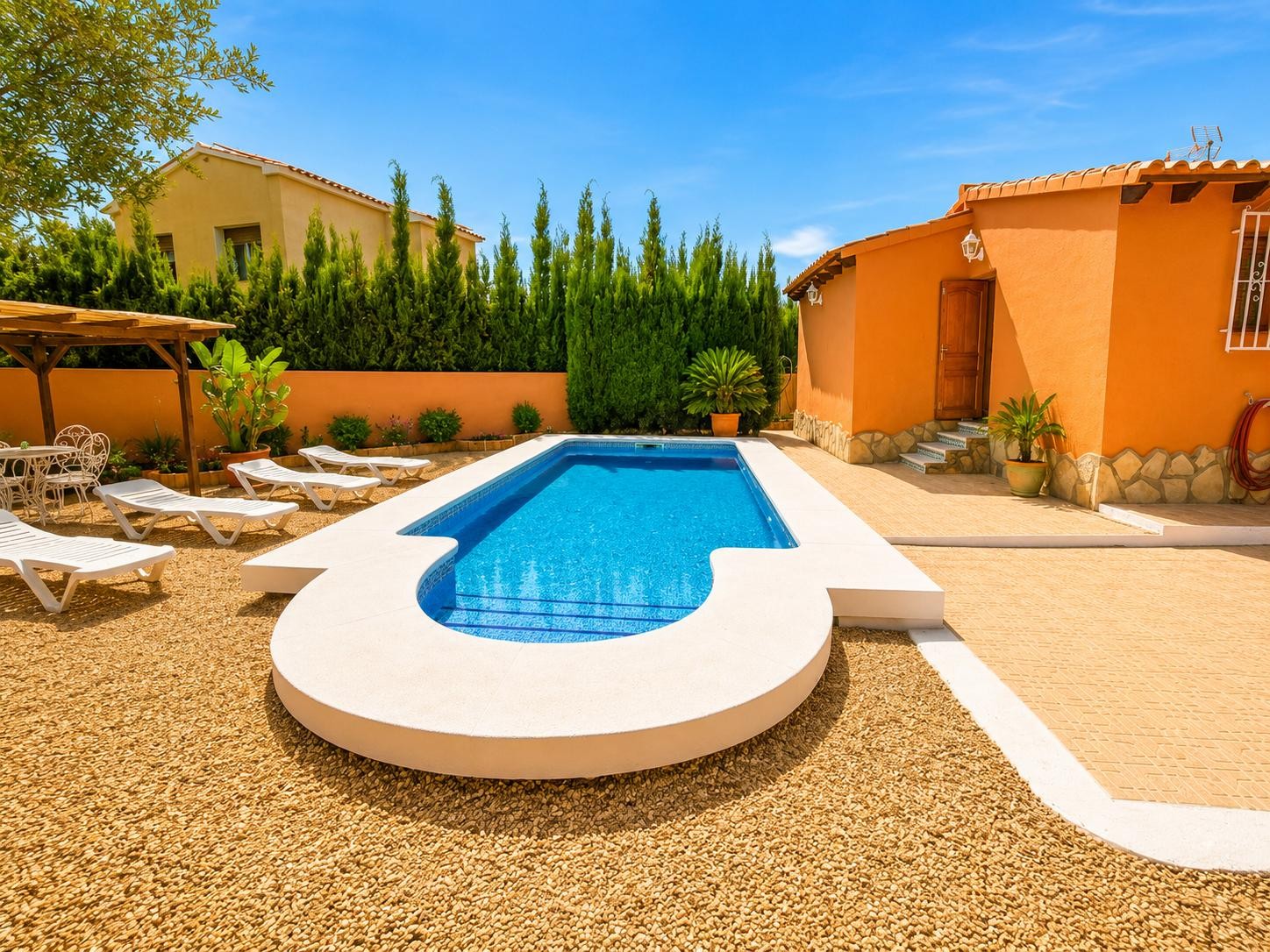 Villa for sale in Alfas del Pí