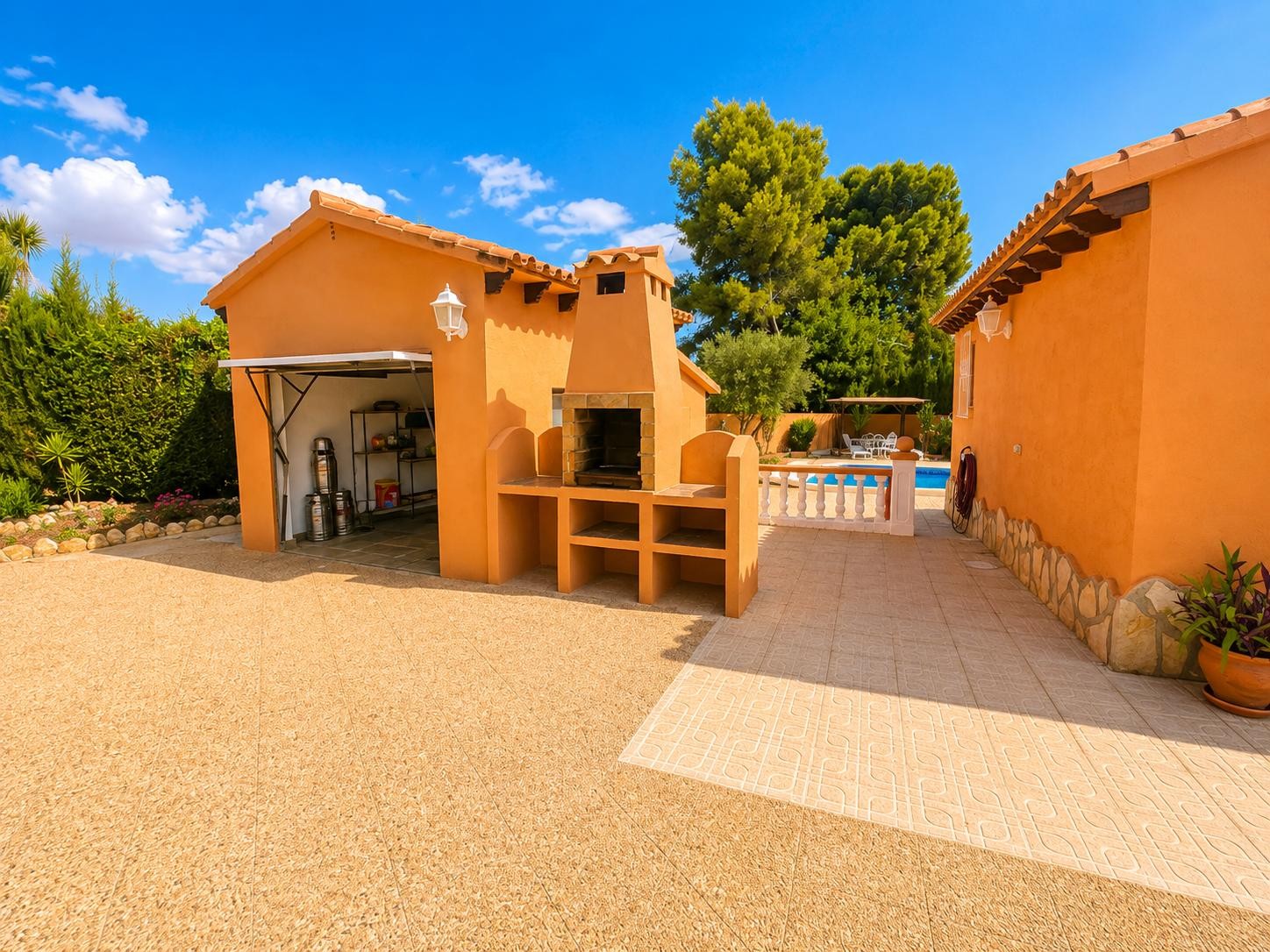 Villa for sale in Alfas del Pí