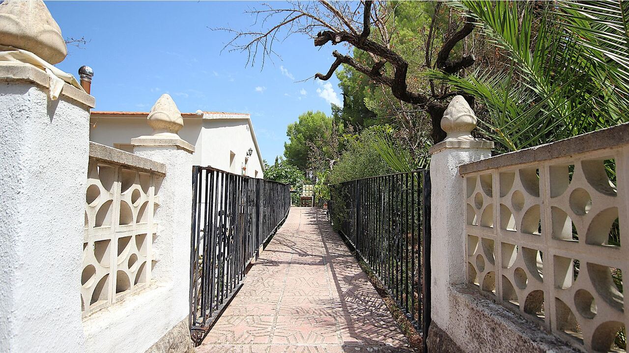 Villa for sale in Lliber