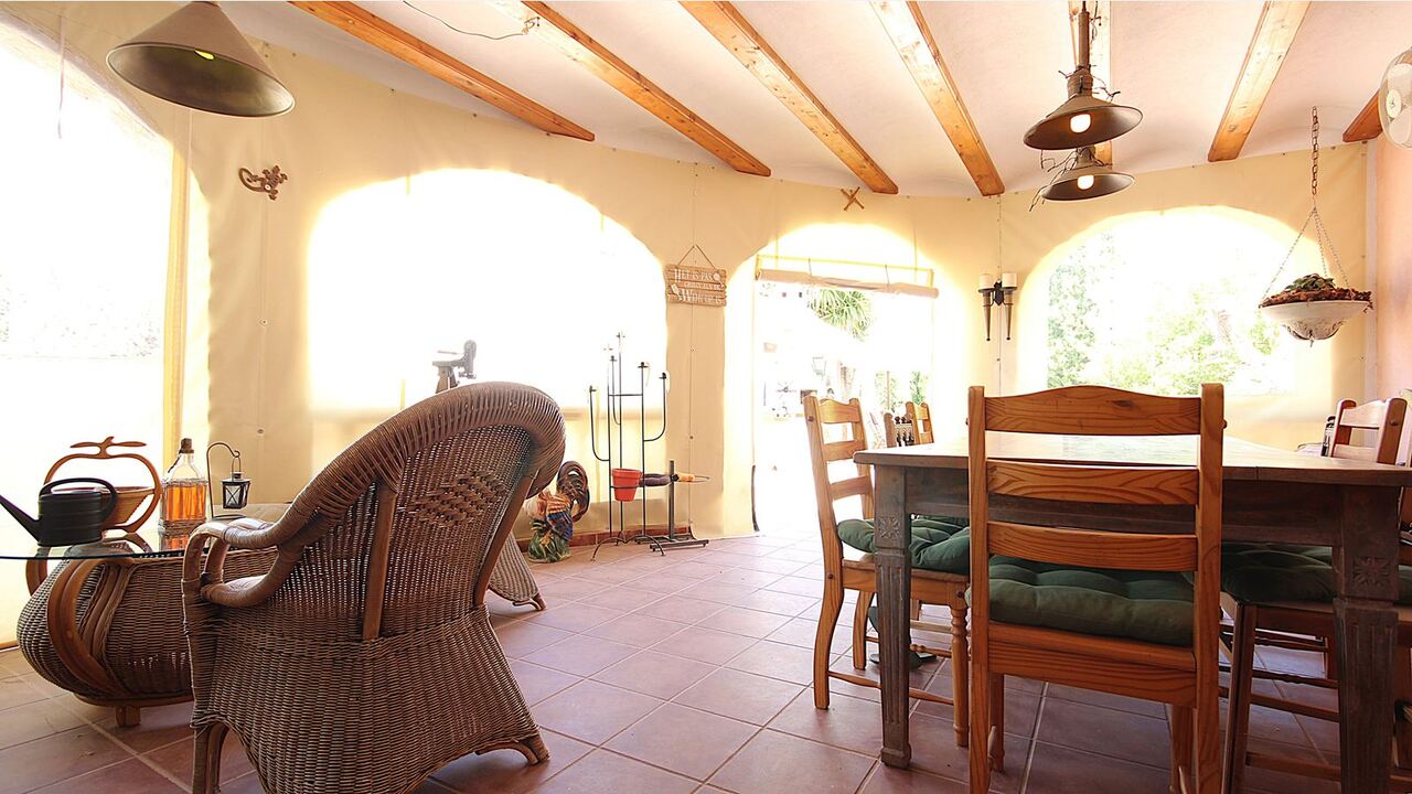 Villa for sale in Lliber