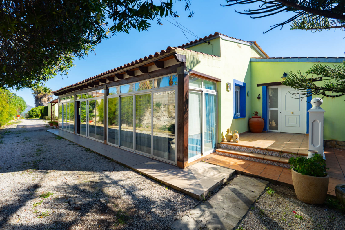 Villa for sale in Benitachell