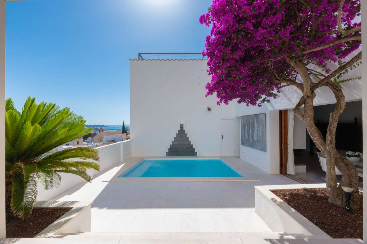 Villa for sale in Dalt Vila