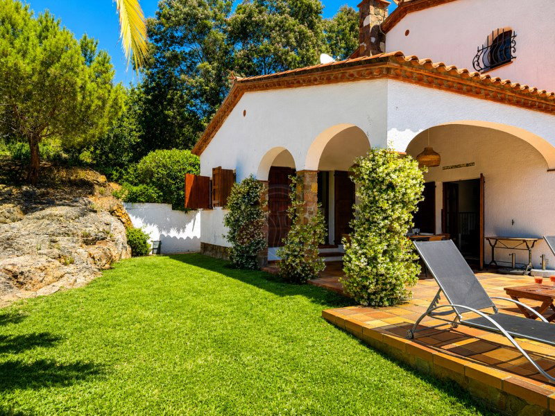 DP-37-916-MAM-23 Villa for sale in Calonge