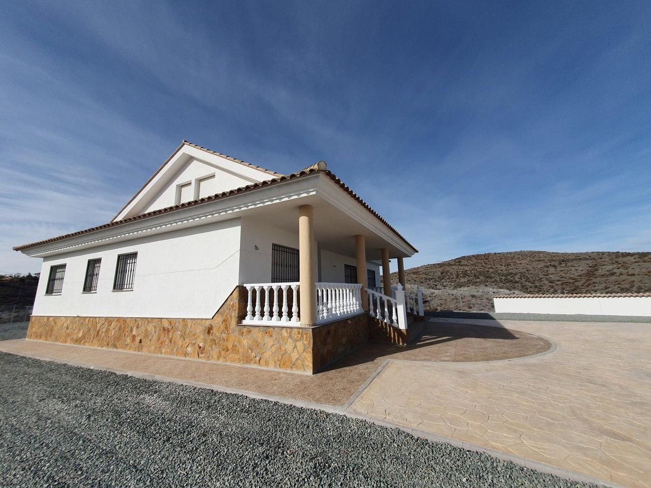 Villa for sale in Puerto Lumbreras