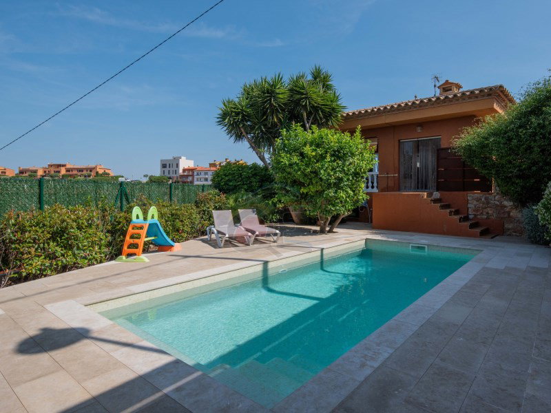 Villa for sale in Begur