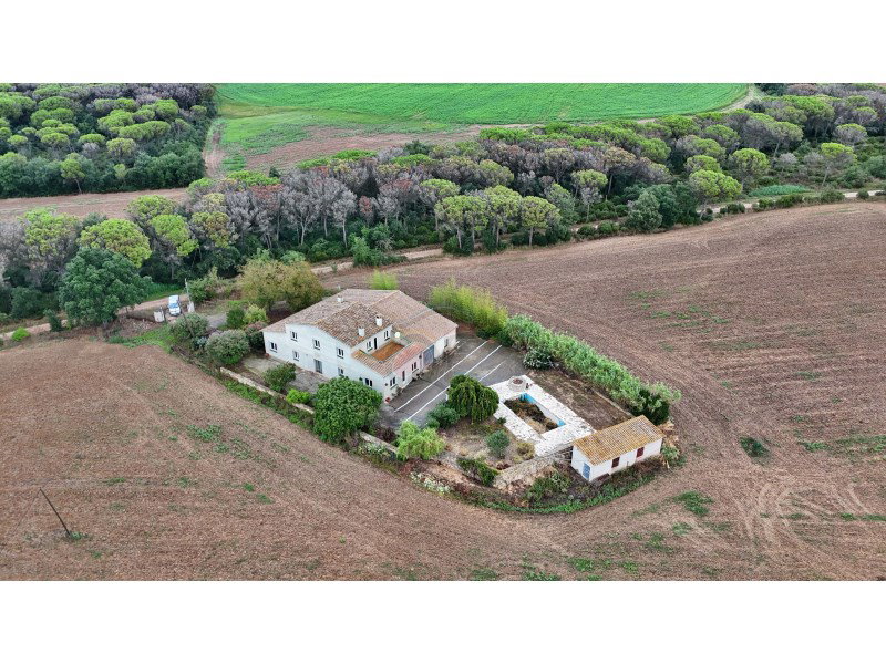 Finca for sale in Llagostera