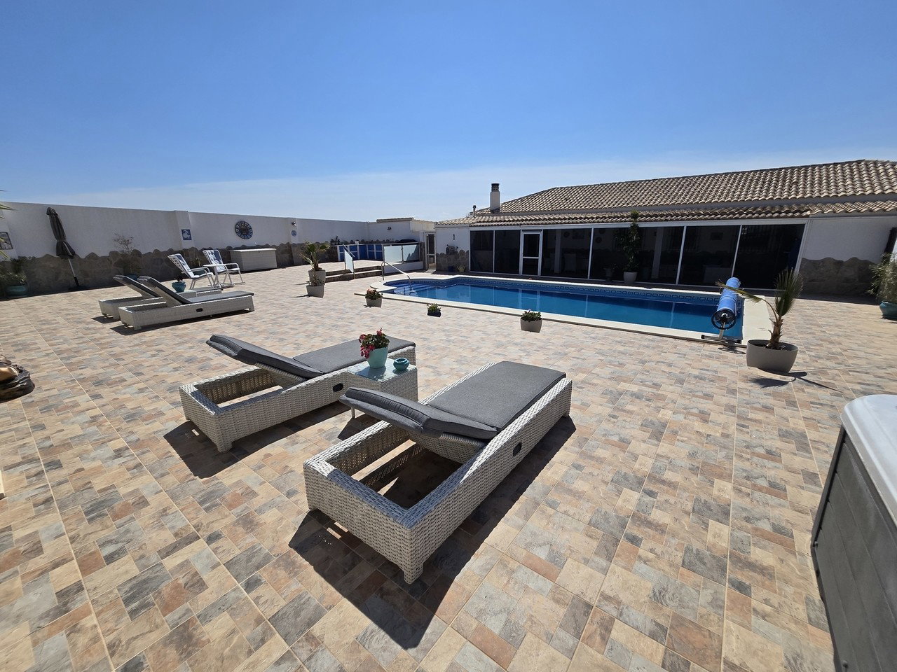 Villa for sale in Albox