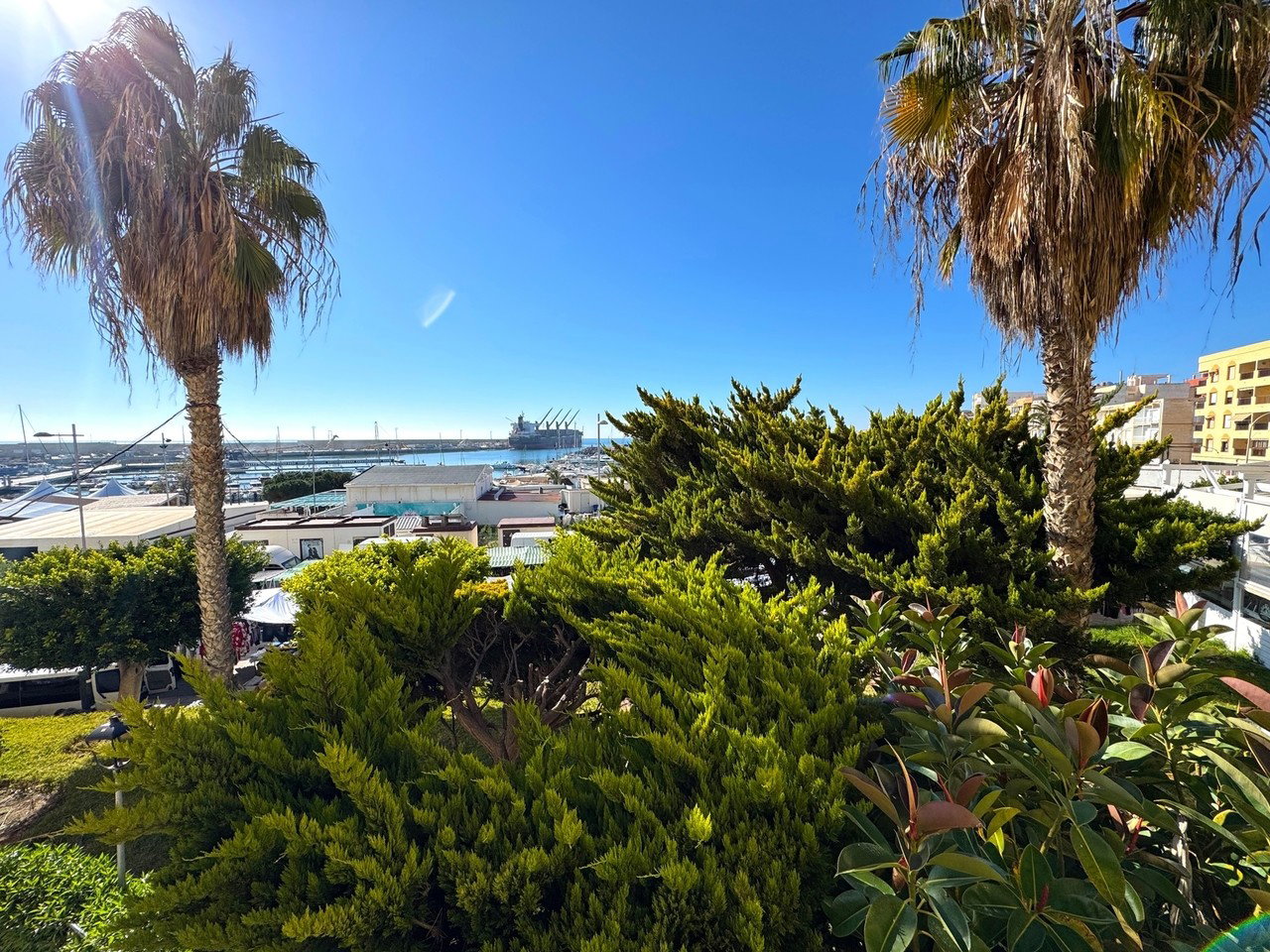 Apartment for sale in Garrucha