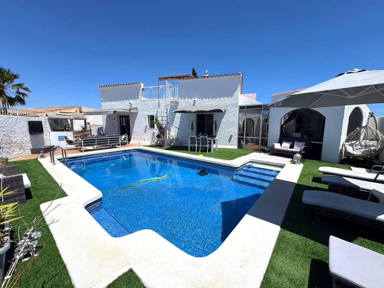 Villa for sale in Bedar