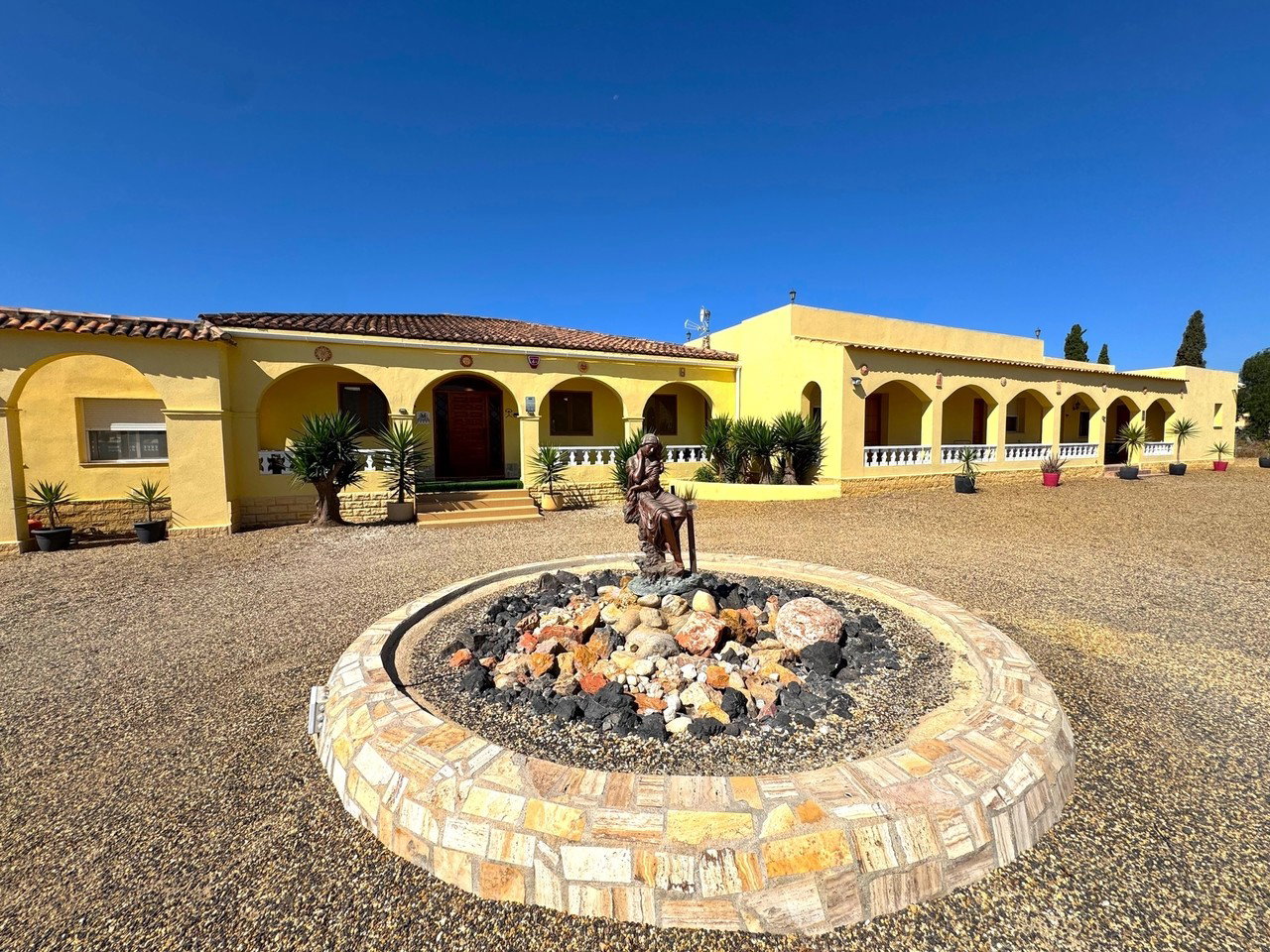 Villa for sale in Turre