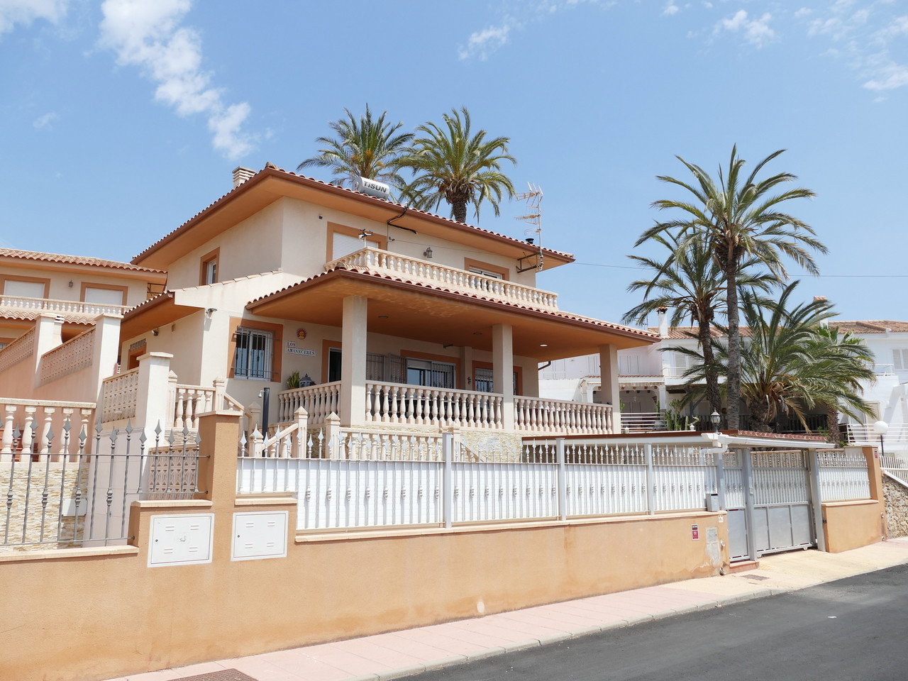 Villa for sale in San Juan De Los Terreros