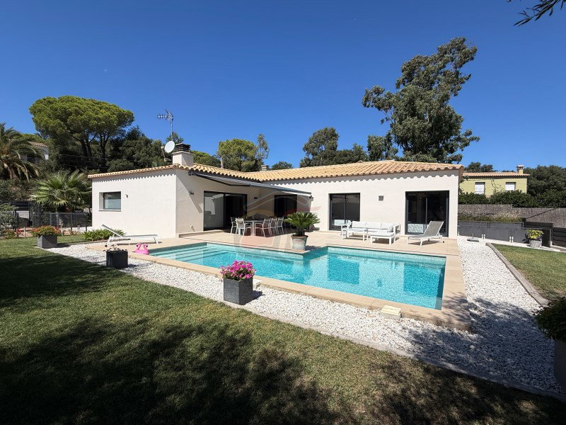 Villa for sale in Platja D’aro