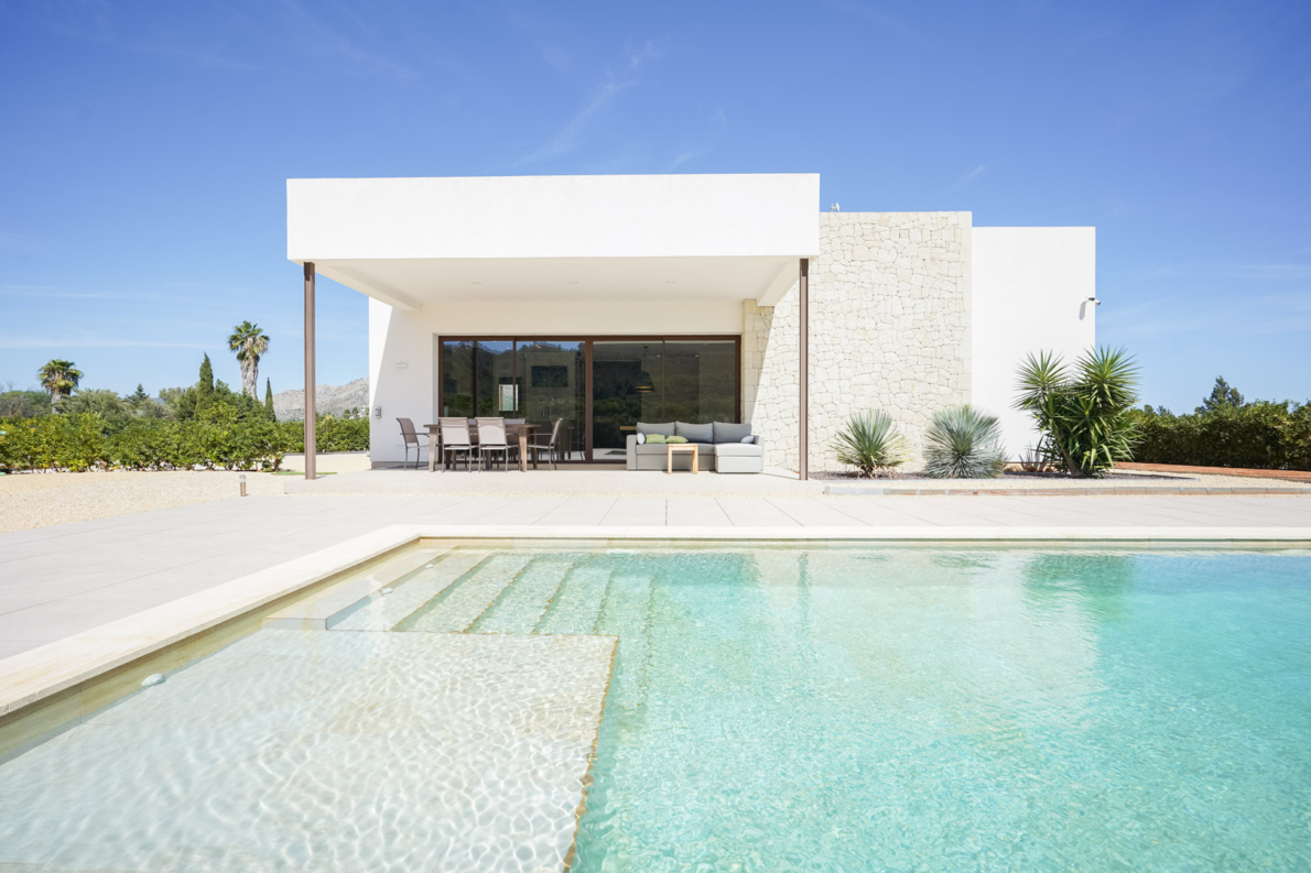 Villa for sale in Beniarbeig