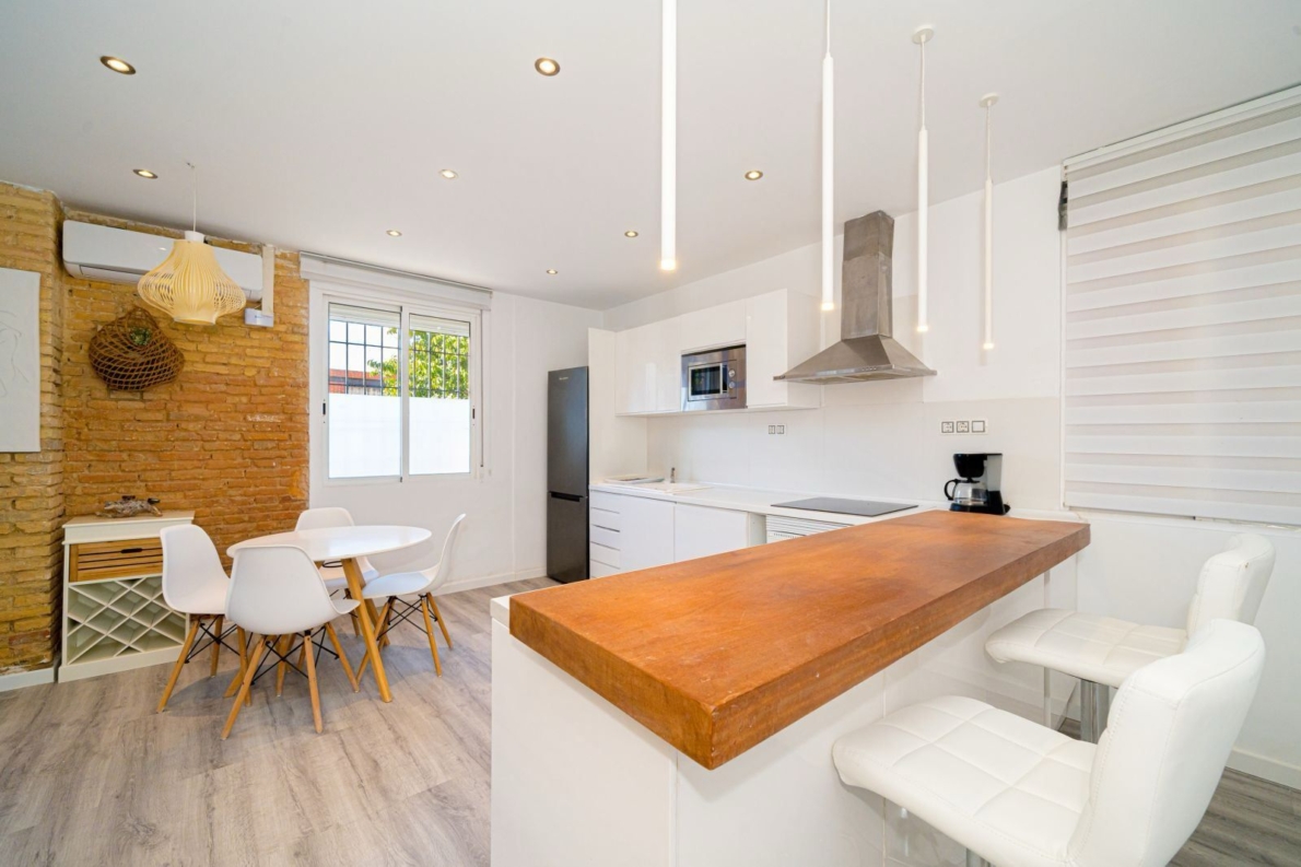 Renovated apartment for sale in Valencia city