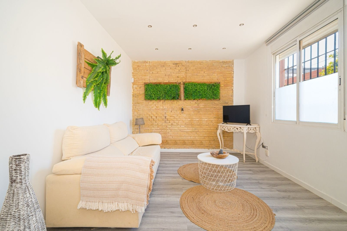 Renovated apartment for sale in Valencia city