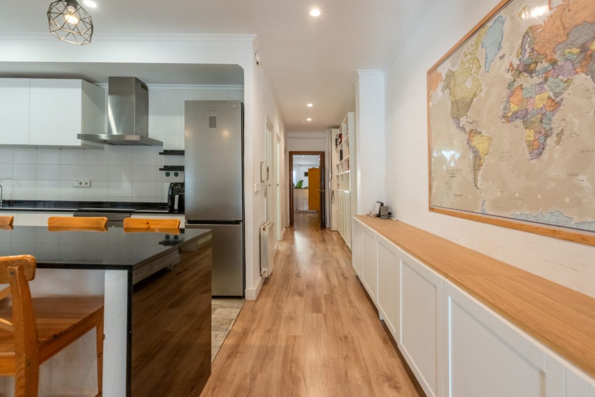 Apartment with panoramic views for sale in Valencia city