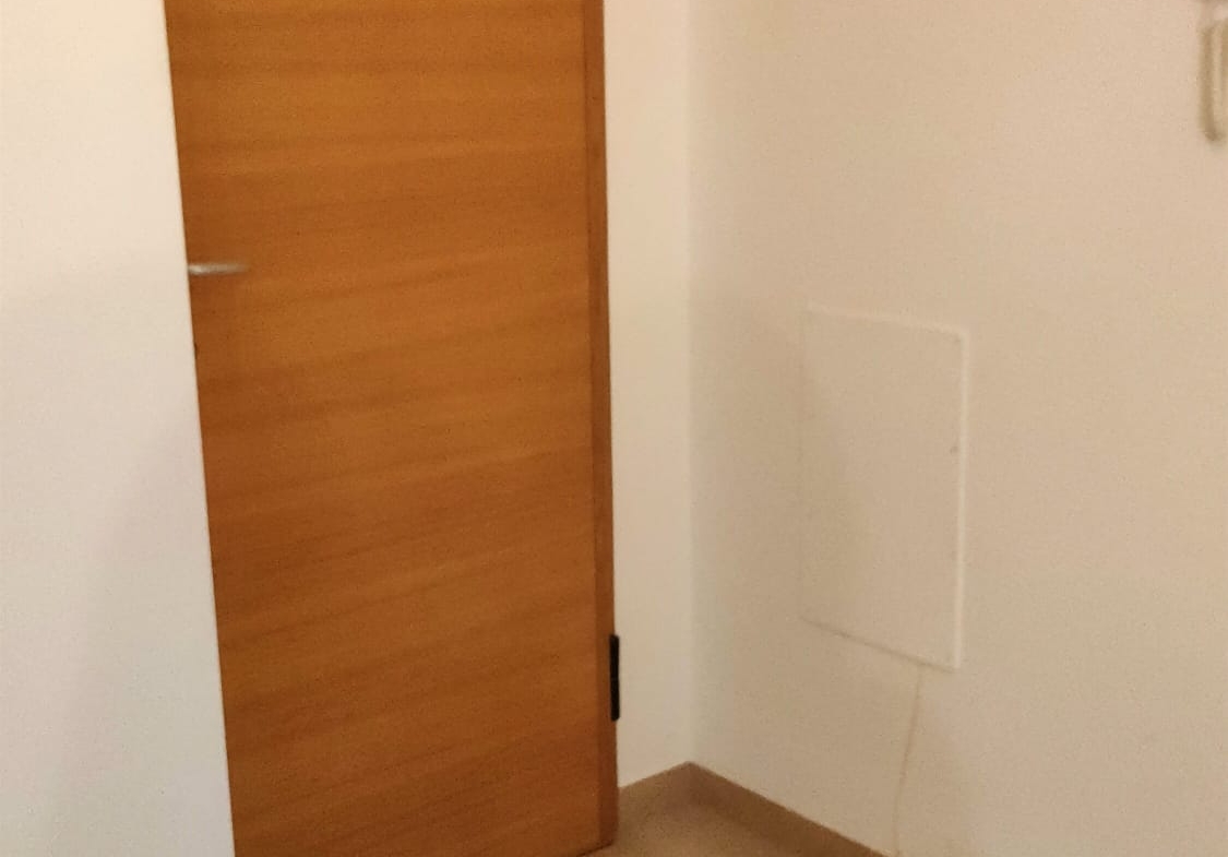 1125