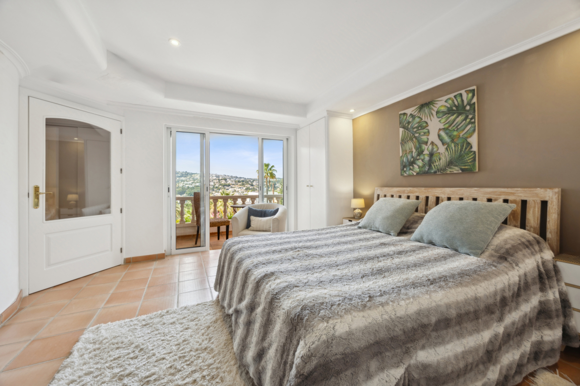 Hotel for sale in Moraira