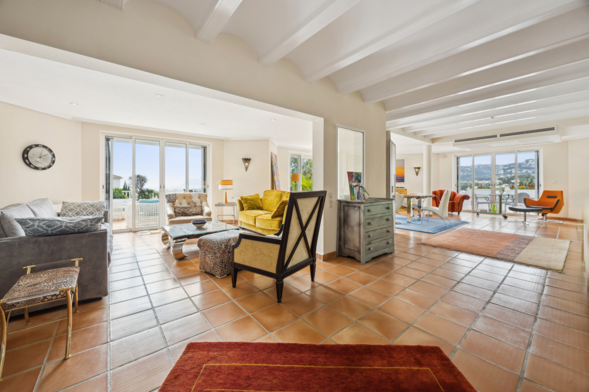 Hotel for sale in Moraira