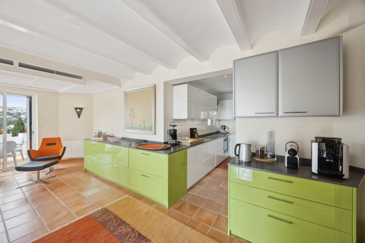 Hotel for sale in Moraira
