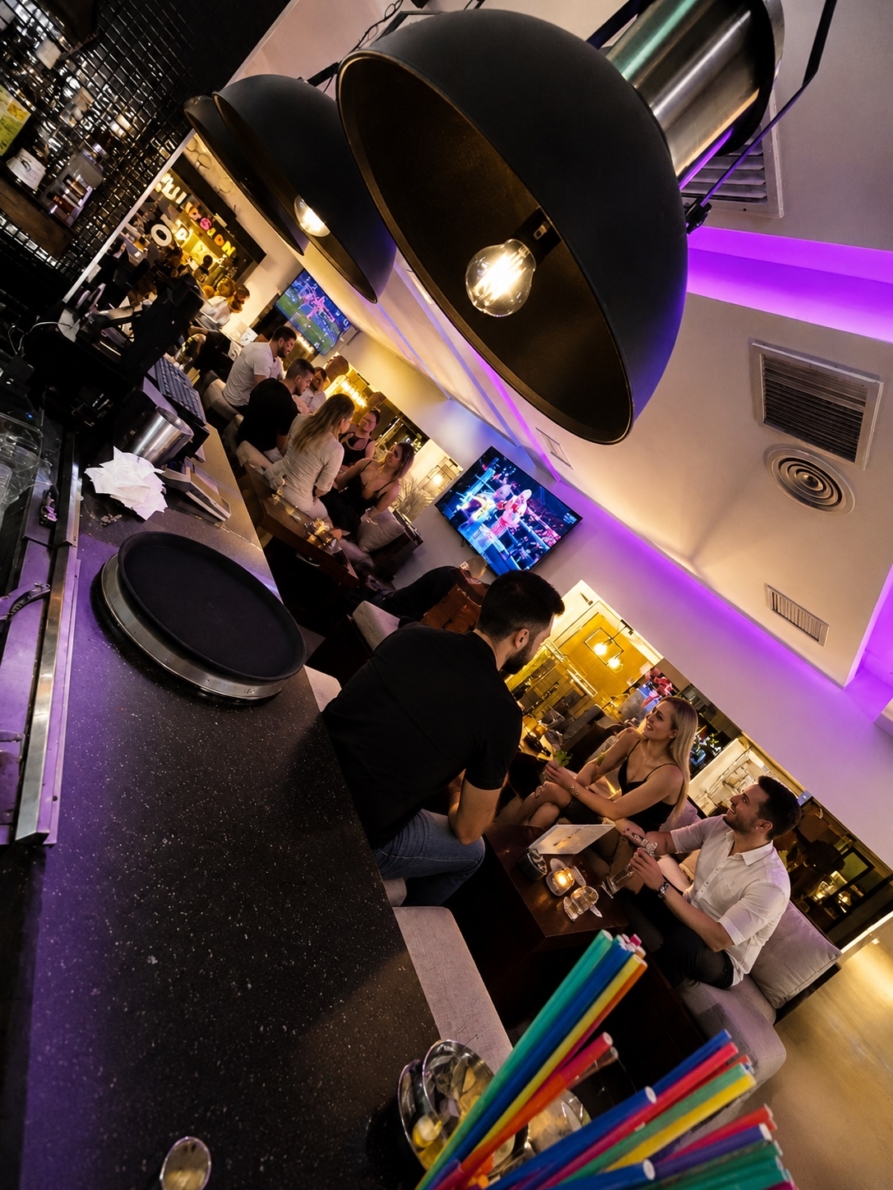 DP-02-ENJ-CO-00032-D-2 Bar for sale in Moraira