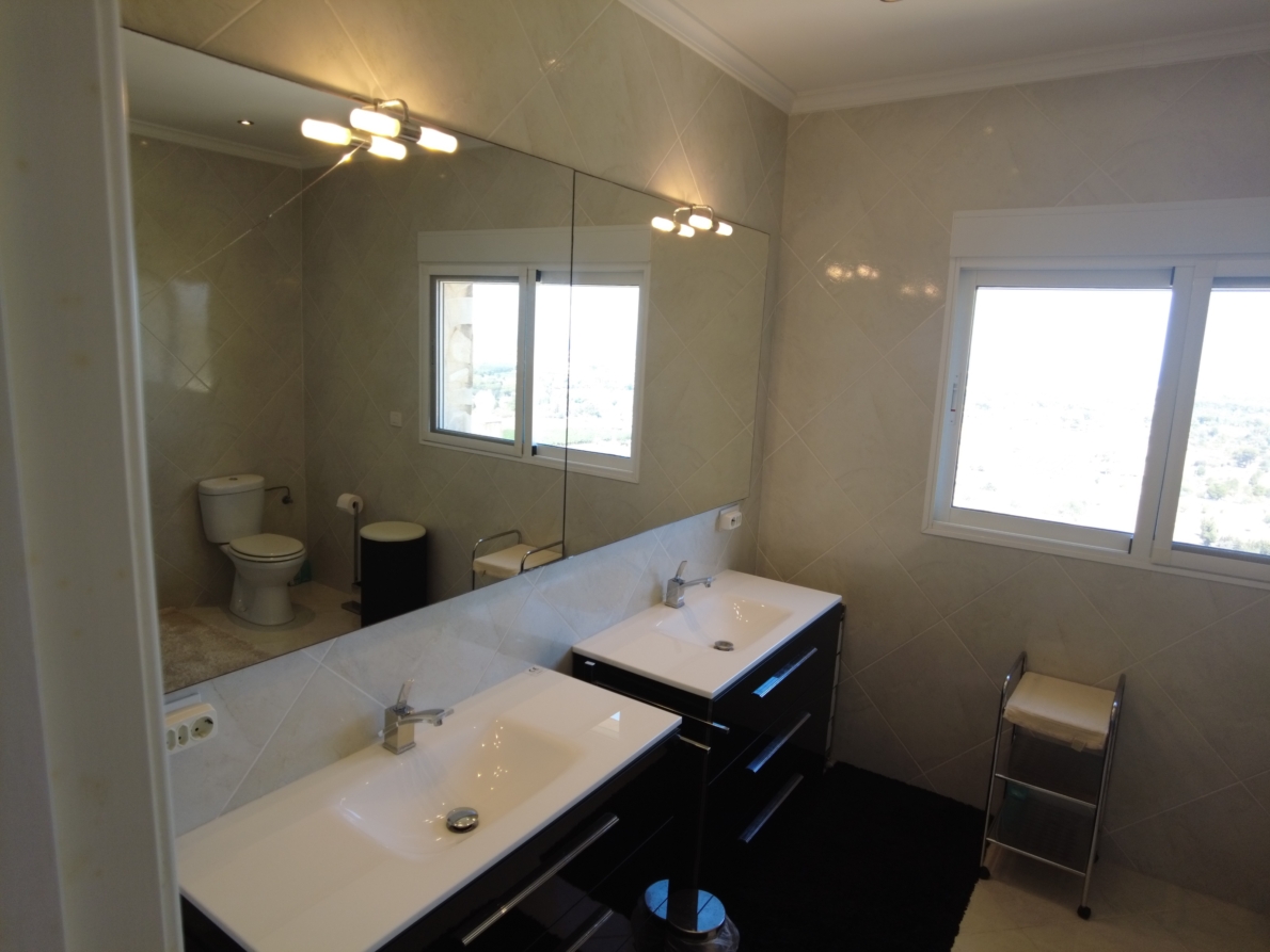 Villa for sale in Dénia