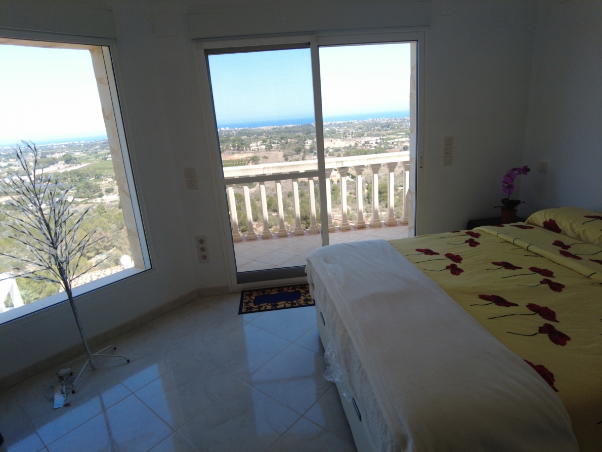 Villa for sale in Dénia