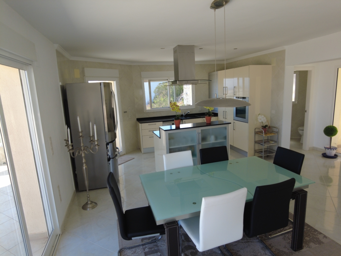 Villa for sale in Dénia