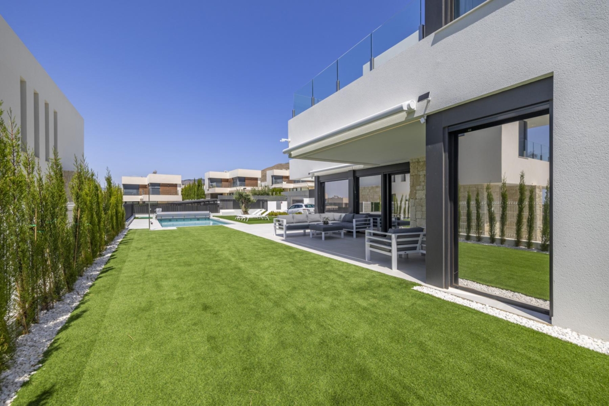 Villa for sale in Finestrat