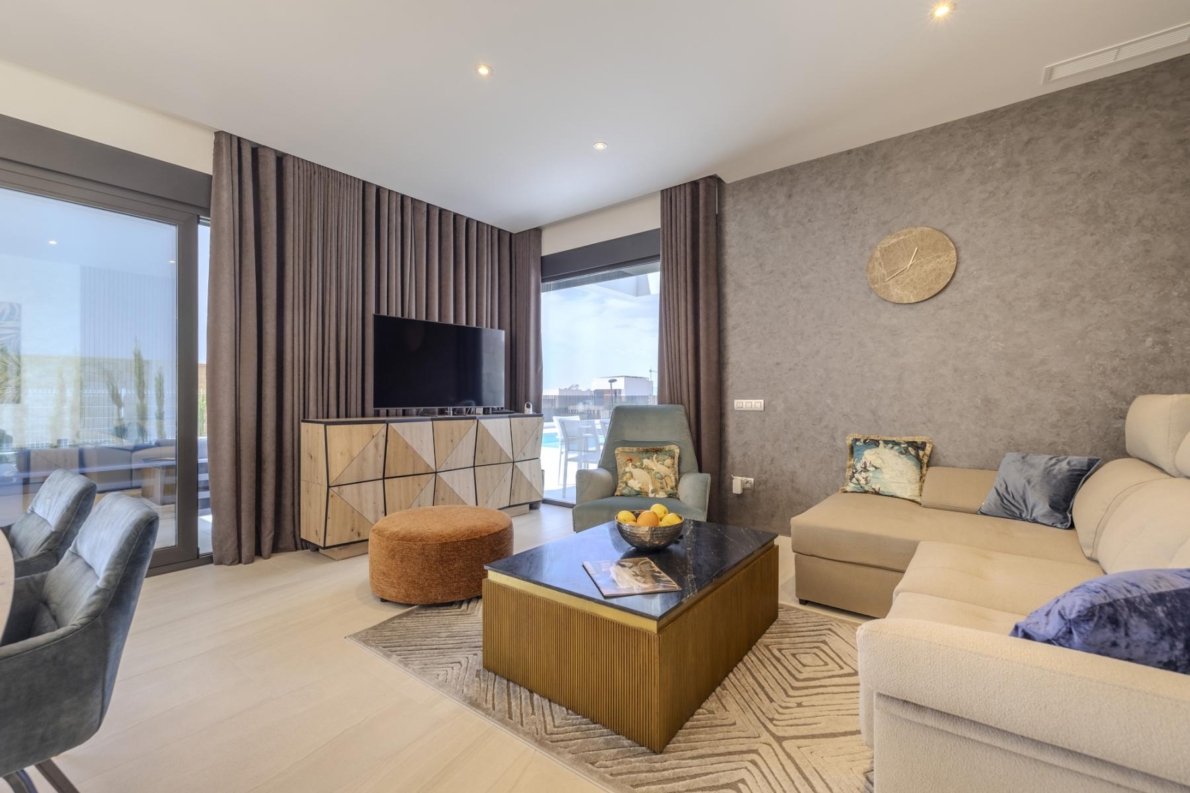 Villa for sale in Finestrat