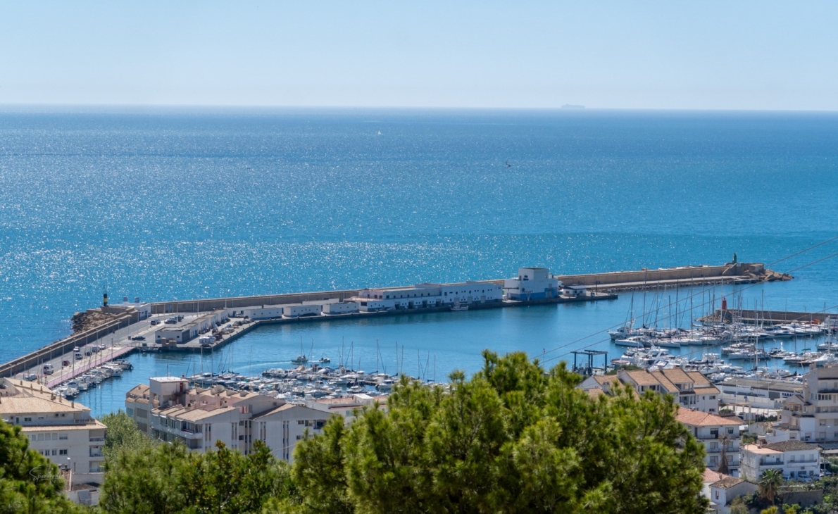 Villa for sale in Altea