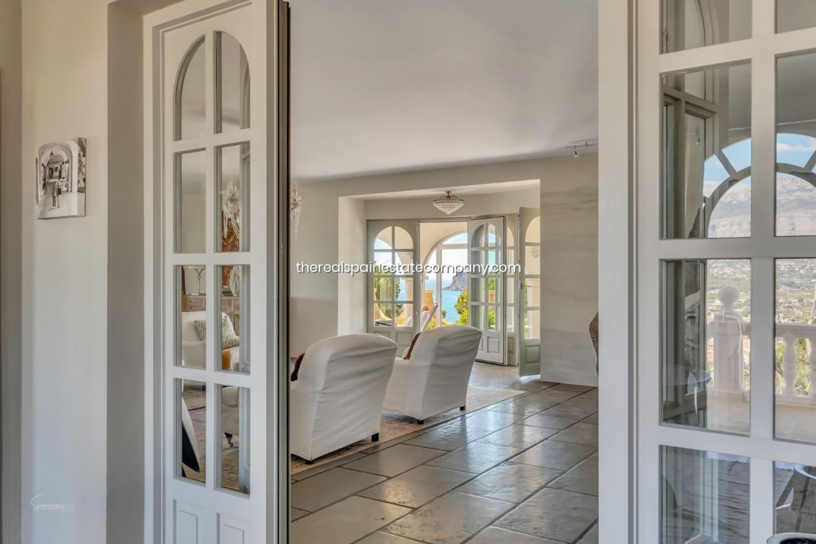 Villa for sale in Altea