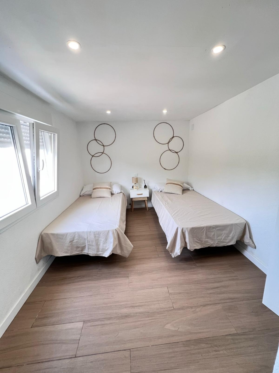 Villa for sale in Dénia