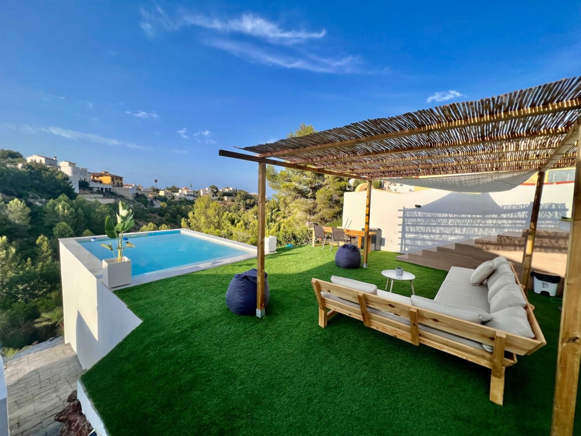 Villa for sale in Dénia