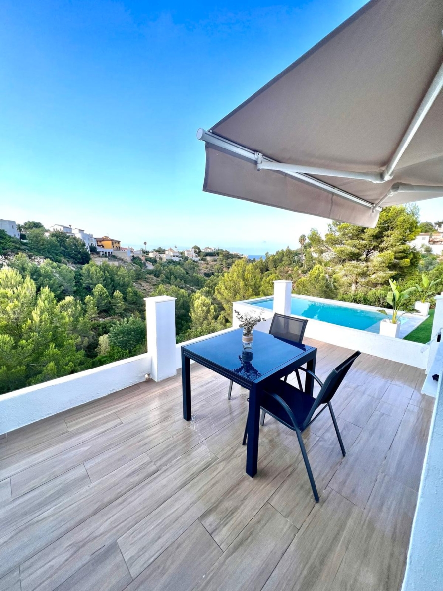 Villa for sale in Dénia