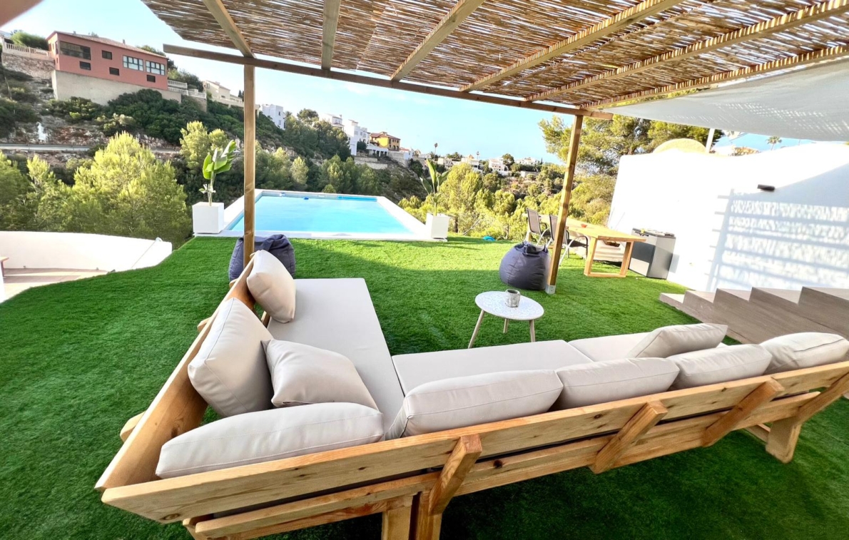 Villa for sale in Dénia