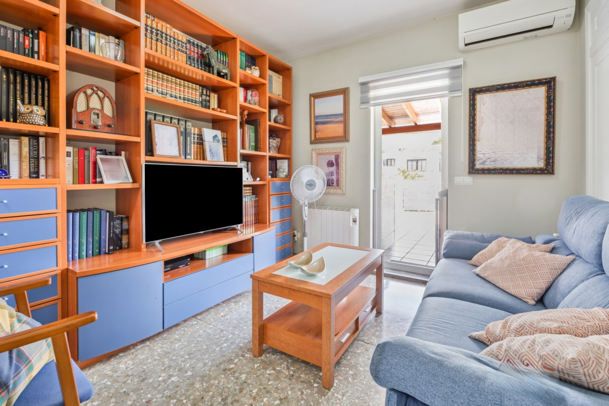 Villa for sale in Dénia