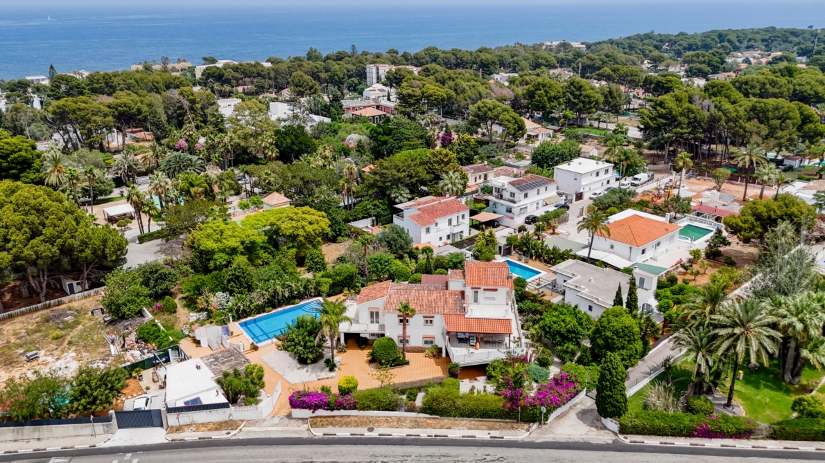 Villa for sale in Dénia