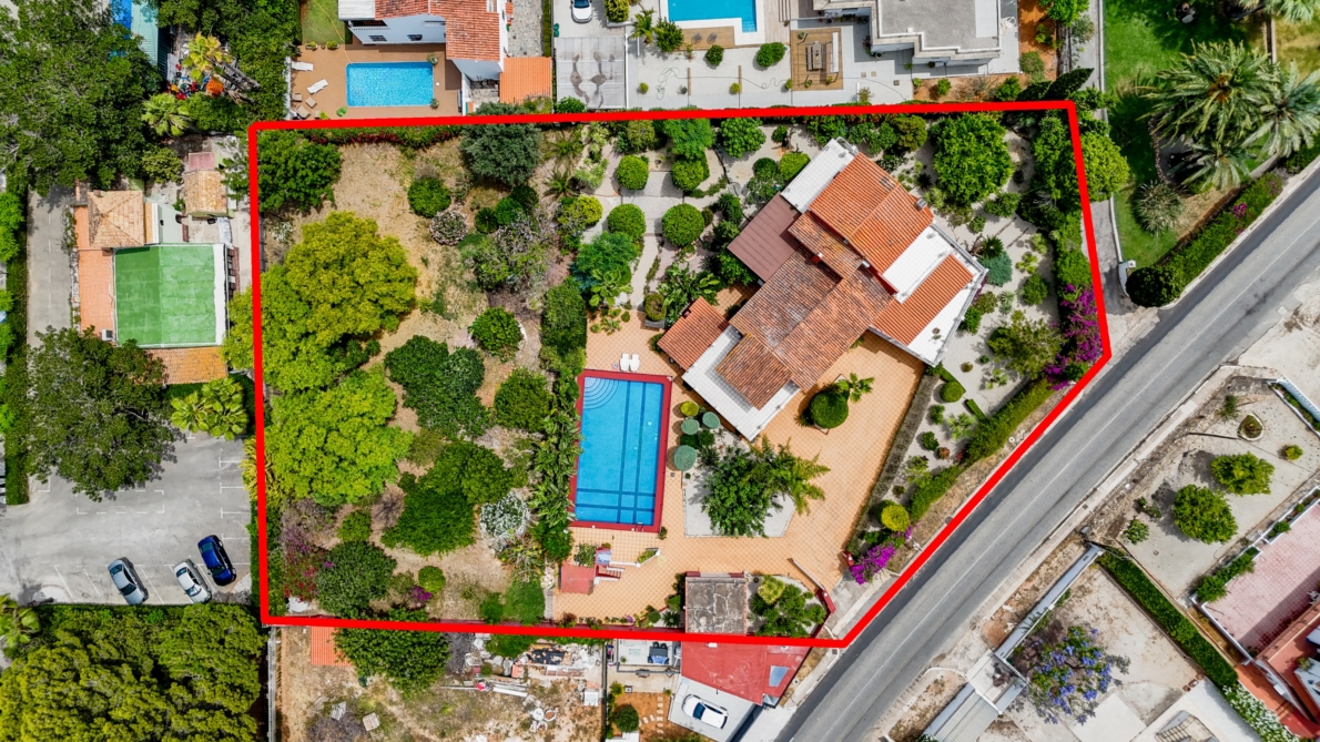 Villa for sale in Dénia