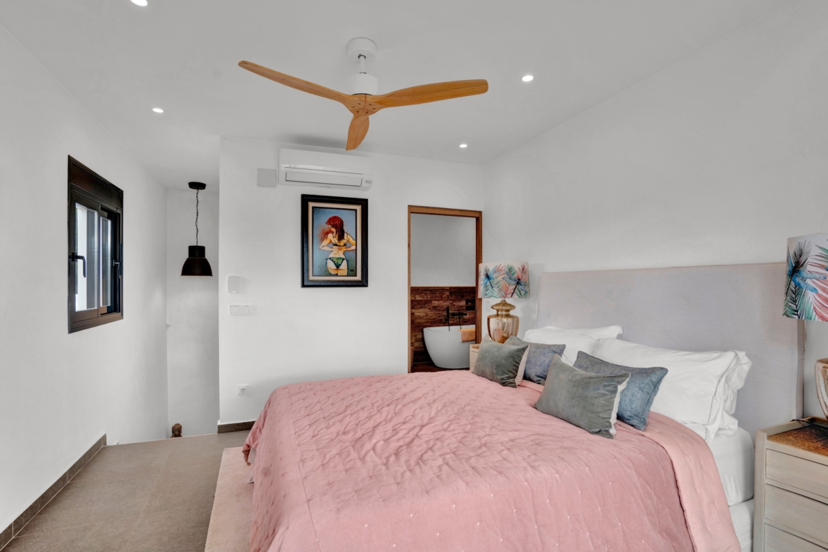 DP-02-ENJ-VI-00233-C-23 Villa for sale in Jávea / Xàbia