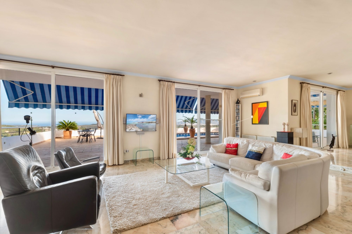 Villa for sale in Callosa d’En Sarrià