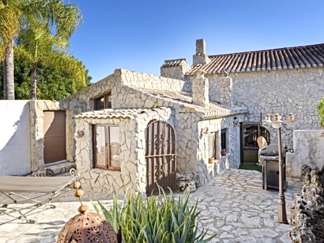 Finca for sale in Jávea / Xàbia