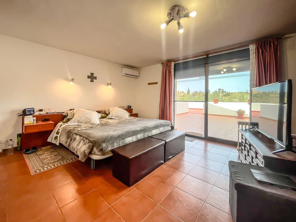 Finca for sale in Dénia