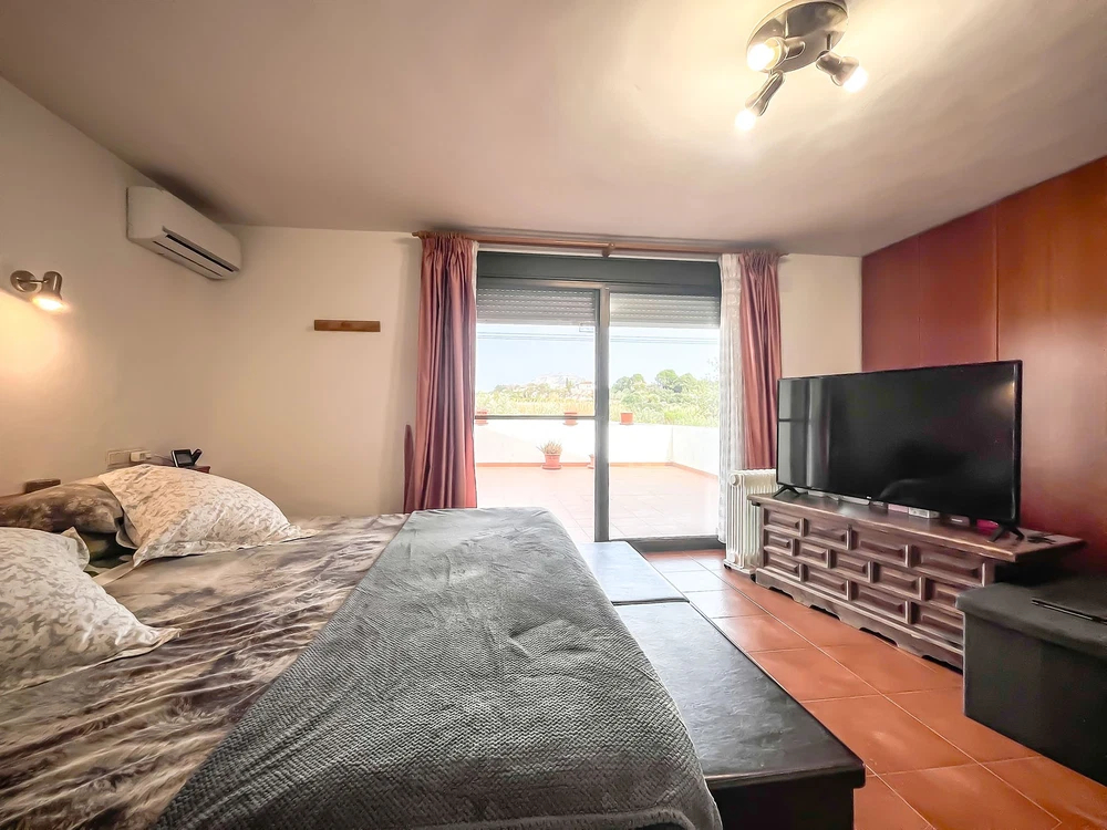 Finca for sale in Dénia