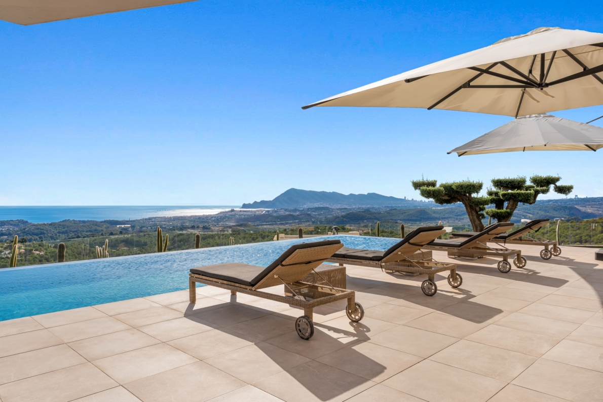 Villa for sale in Altea