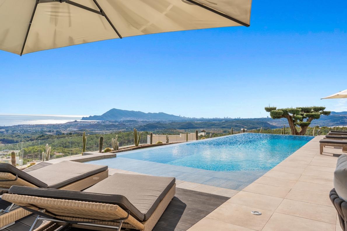 Villa for sale in Altea