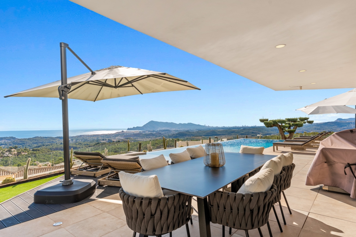 Villa for sale in Altea